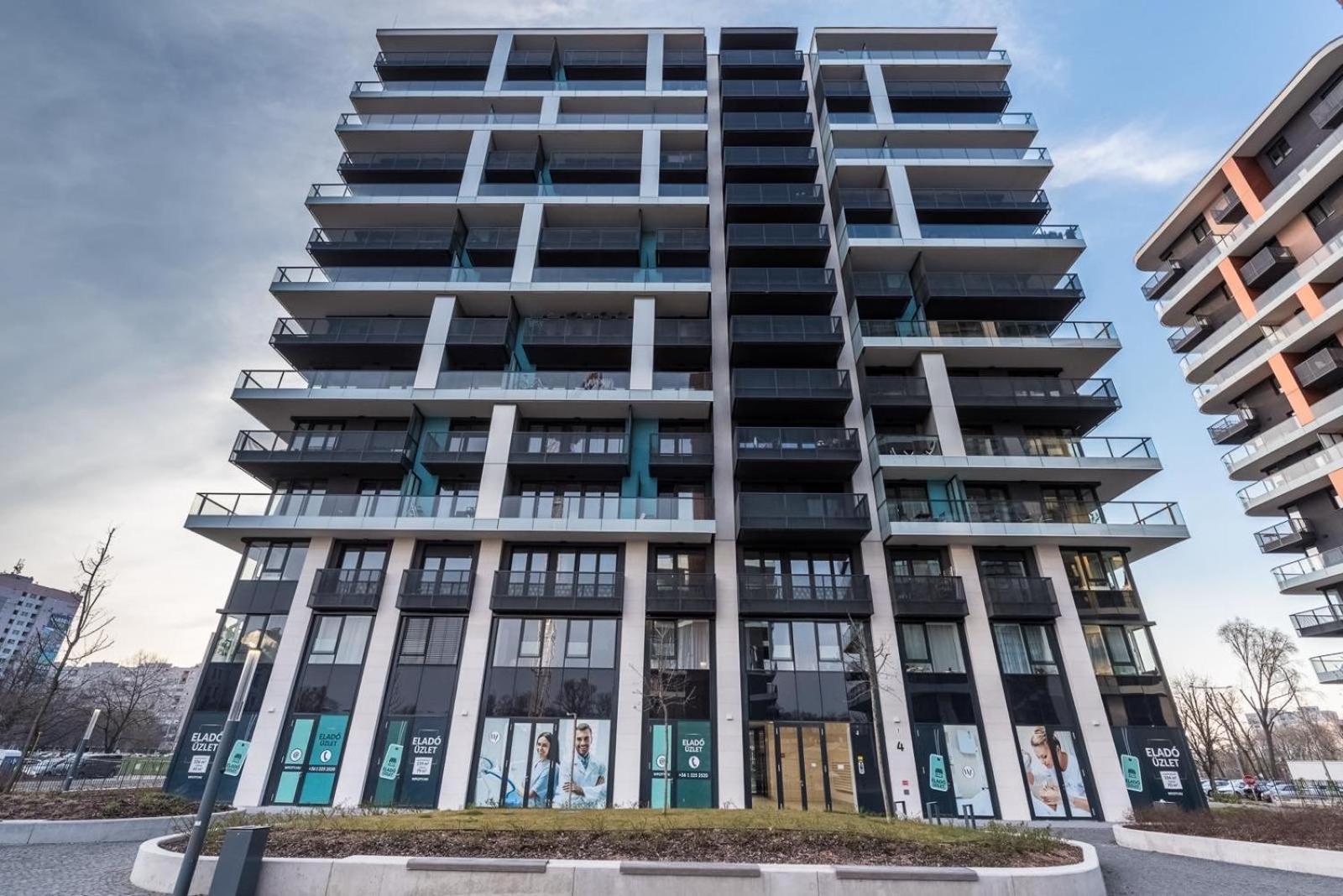 Waterfront River View Апартаменти Будапешт